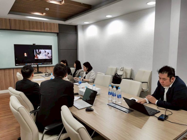 RMUTP เดินหน้าพัฒนาหลักสูตรระดับปริญญาโท (หลักสูตรนานาชาติ) ด้าน “การจัดการนวัตกรรมองค์กรคล่องตัว” พร้อมเชิญผู้เชี่ยวชาญให้ความเห็น