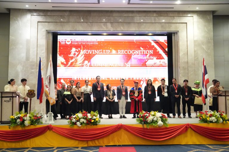 RMUTP International College Participates in Guidance Activity at the Moving Up and Graduation Ceremony at St. Robert’s International College