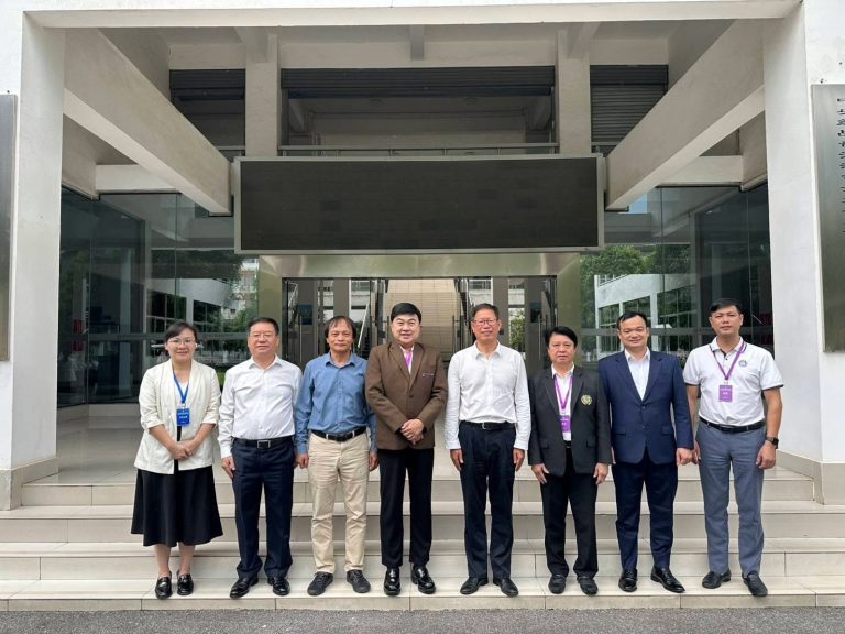 ร่วมประชุมเครือข่ายพันธมิตรอาชีวศึกษาอาเซียน